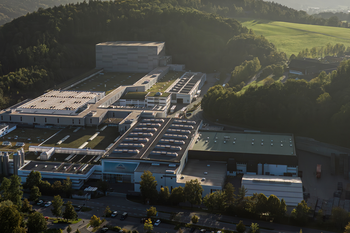 The highest standards of hygiene at Adelholzener Alpenquellen: Krones aseptic technology for spritzers and water