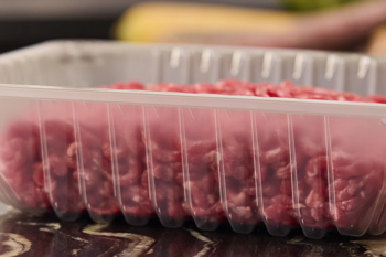 Faerch and Norfersk scale 70% tray-to-tray recycled PET meat trays using CIRPET+™