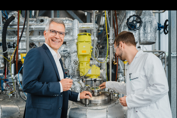 K 2025: Keeping plastics in the cycle with the Fraunhofer IVV's solvent-based recycling process