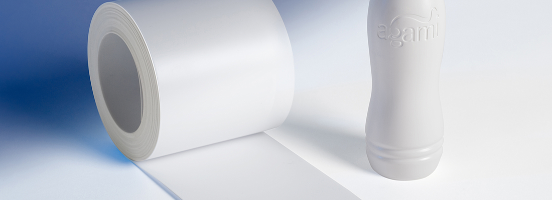 ROLL N BLOW : An innovative and economic technology for the manufacturing of bottles from a plastic sheet.