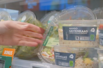 Avantium and Royal Vezet collaborate on PEF-based packaging trays for Albert Heijn’s salad bowls