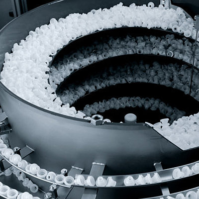 Flat caps, tethered caps,  sports caps  and complex cap systems