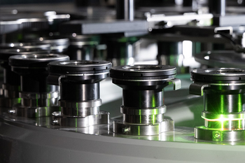 Omnia Technologies unveils “Opera Omnia” the new modular labeller by ACMI